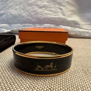 Hermès Caleche Black Enamel Gold Plated Wide Bangle Bracelet